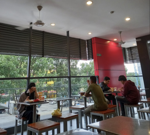 McDonald's Surya Sumantri, Stand Alone Retail | We provide Indonesia infrastructure map on various property sectors and data. Access property listings, infrastructure developments, news, and valuable transaction data for informed decisions.