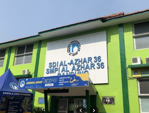 Al Azhar 36 Junior High School, Private School | We provide Indonesia infrastructure map on various property sectors and data. Access property listings, infrastructure developments, news, and valuable transaction data for informed decisions.