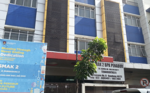 BPK Penabur 2 Bandung High School, Private School | We provide Indonesia infrastructure map on various property sectors and data. Access property listings, infrastructure developments, news, and valuable transaction data for informed decisions.