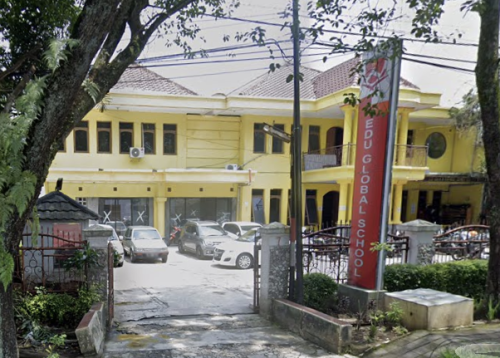 Edu Global Junior High School, Private School | We provide Indonesia infrastructure map on various property sectors and data. Access property listings, infrastructure developments, news, and valuable transaction data for informed decisions.