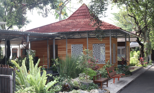 Mutiara Bunda Elementary School, Private School | We provide Indonesia infrastructure map on various property sectors and data. Access property listings, infrastructure developments, news, and valuable transaction data for informed decisions.