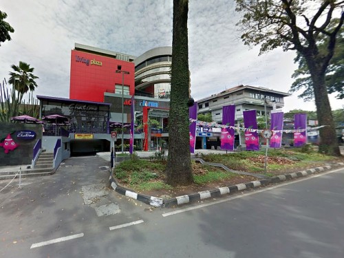 Living Plaza Dago, Leased Retail, Kawan Lama Group | We provide Indonesia infrastructure map on various property sectors and data. Access property listings, infrastructure developments, news, and valuable transaction data for informed decisions.