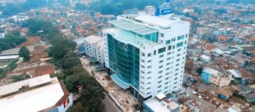Indonesian Computer University, University | We provide Indonesia infrastructure map on various property sectors and data. Access property listings, infrastructure developments, news, and valuable transaction data for informed decisions.