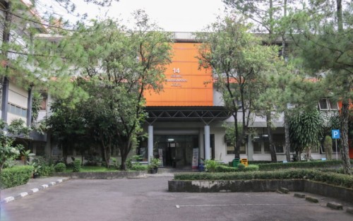 National Institute of Technology, University | We provide Indonesia infrastructure map on various property sectors and data. Access property listings, infrastructure developments, news, and valuable transaction data for informed decisions.