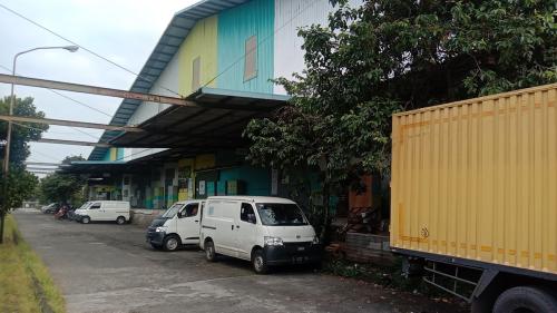 Haistar Bandung 2 Warehouse, Warehouse, PT Bintang Agung | We provide Indonesia infrastructure map on various property sectors and data. Access property listings, infrastructure developments, news, and valuable transaction data for informed decisions.
