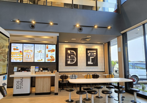 McDonald's Diponegoro Lampung, Stand Alone Retail | We provide Indonesia infrastructure map on various property sectors and data. Access property listings, infrastructure developments, news, and valuable transaction data for informed decisions.