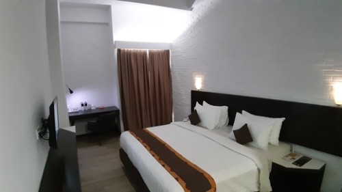 Completed hotel | We provide Indonesia infrastructure map on various property sectors and data. Access property listings, infrastructure developments, news, and valuable transaction data for informed decisions.