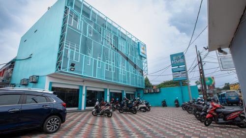FIT HUB Yasmin Bogor, Stand Alone Retail | We provide Indonesia infrastructure map on various property sectors and data. Access property listings, infrastructure developments, news, and valuable transaction data for informed decisions.