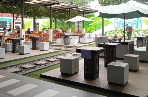 Mie Gacoan Cileungsi, Stand Alone Retail | We provide Indonesia infrastructure map on various property sectors and data. Access property listings, infrastructure developments, news, and valuable transaction data for informed decisions.