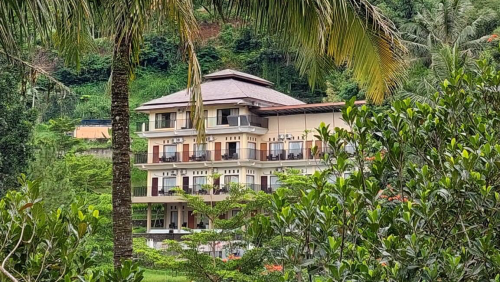 Completed hotel | We provide Indonesia infrastructure map on various property sectors and data. Access property listings, infrastructure developments, news, and valuable transaction data for informed decisions.