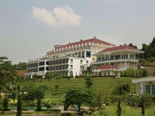 Completed hotel, Brajamustika Hotel | We provide Indonesia infrastructure map on various property sectors and data. Access property listings, infrastructure developments, news, and valuable transaction data for informed decisions.