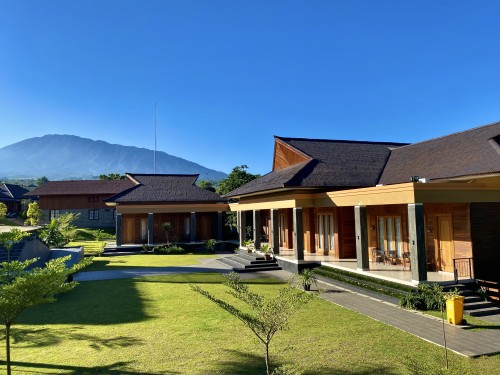 Completed hotel | We provide Indonesia infrastructure map on various property sectors and data. Access property listings, infrastructure developments, news, and valuable transaction data for informed decisions.