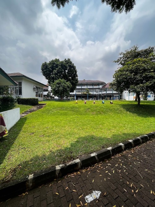 Bosowa Bina Insani School Bogor, International School | We provide Indonesia infrastructure map on various property sectors and data. Access property listings, infrastructure developments, news, and valuable transaction data for informed decisions.