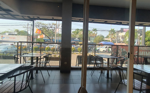 KFC Cibubur Cikeas, Stand Alone Retail | We provide Indonesia infrastructure map on various property sectors and data. Access property listings, infrastructure developments, news, and valuable transaction data for informed decisions.