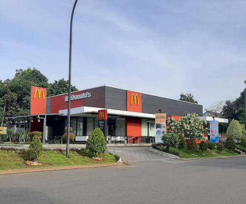 McDonald's Kota Wisata Cibubur, Stand Alone Retail | We provide Indonesia infrastructure map on various property sectors and data. Access property listings, infrastructure developments, news, and valuable transaction data for informed decisions.