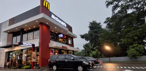 McDonald’s Sentul City, Stand Alone Retail | We provide Indonesia infrastructure map on various property sectors and data. Access property listings, infrastructure developments, news, and valuable transaction data for informed decisions.