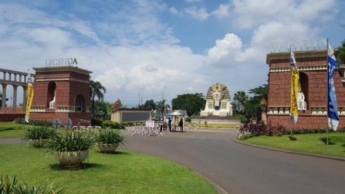 Legenda Wisata merupakan salah satu kawasan perumahan yang terletak di Kabupaten Bogor, tepatnya di Jl. Alternatif Cibubur (Transyogie) No.11-6, Kecamatan Gunun...