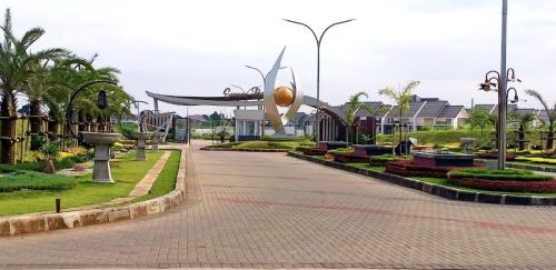 Savana Botheo - Bukit Cimanggu, residential commercial for lease sale, dijual disewakan, PT Perdana Gapura Prima Tbk | We provide Indonesia infrastructure map on various property sectors and data. Access property listings, infrastructure developments, news, and valuable transaction data for informed decisions.