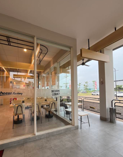 Richeese Factory Q Square, Stand Alone Retail | We provide Indonesia infrastructure map on various property sectors and data. Access property listings, infrastructure developments, news, and valuable transaction data for informed decisions.