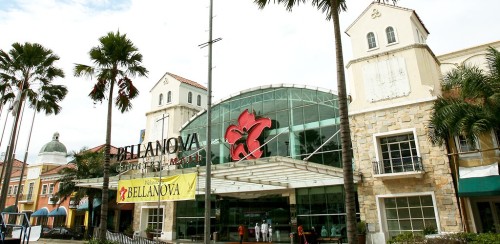 Bellanova Country Mall merupakan pusat perbelanjaan yang terletak di Jalan M.H. Thamrin, Babakan Madang, Bogor. Pusat perbelanjaan ini dibangun oleh PT. PT. Lip...