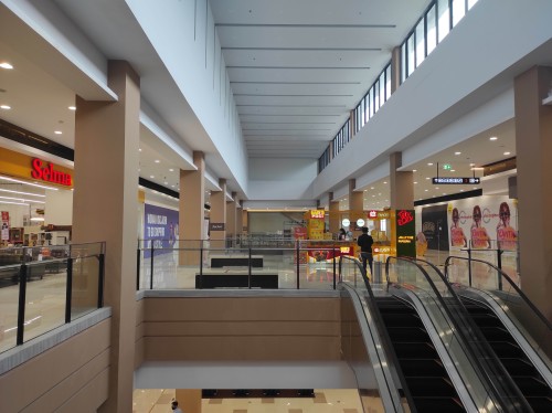 Boxies 123 Mall merupakan pusat perbelanjaan yang terletak di Jl. Raya Tajur, Kecamatan Kecamatan Bogor Timur, Kota Bogor. Mall ini dibangun oleh PT. Sinar Indo...