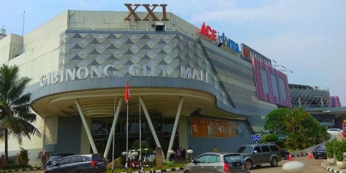 Cibinong City Mall atau biasa disebut CCM merupakan pusat perbelanjaan yang terletak di Jalan Tegar Beriman, Cibinong, Bogor. Pusat perbelanjaan ini dibangun ol...