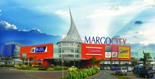 Margo City merupakan pusat perbelanjaan yang terletak di Jl. Margonda Raya No. 358, Kecamatan Beji, Kota Depok. Mall ini dibangun oleh PT. Puri Dibya Property d...