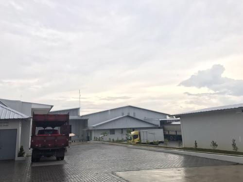 DC Aksesmu Bogor Warehouse, Warehouse, PT Sumber Trijaya Lestari | We provide Indonesia infrastructure map on various property sectors and data. Access property listings, infrastructure developments, news, and valuable transaction data for informed decisions.