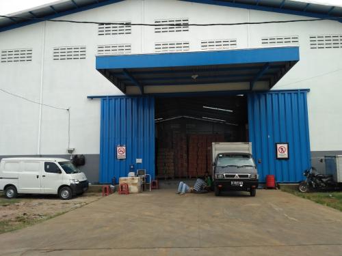 PT. Pinus Merah Abadi Bogor Warehouse, Warehouse, Pinus Merah Abadi | We provide Indonesia infrastructure map on various property sectors and data. Access property listings, infrastructure developments, news, and valuable transaction data for informed decisions.