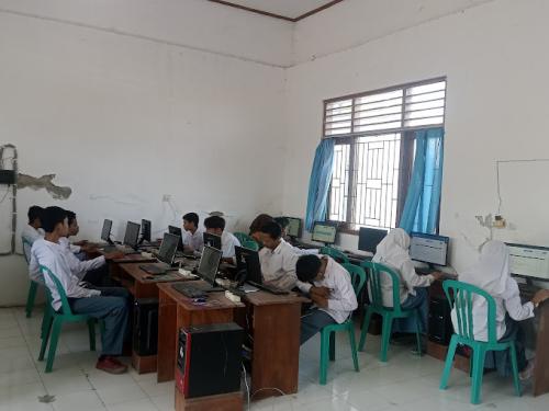 Al Hidayah Bima City Senior High School, Private School | We provide Indonesia infrastructure map on various property sectors and data. Access property listings, infrastructure developments, news, and valuable transaction data for informed decisions.