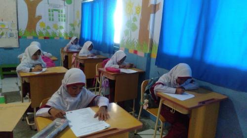 Integrated Al Hikmah Elementary School, Private School | We provide Indonesia infrastructure map on various property sectors and data. Access property listings, infrastructure developments, news, and valuable transaction data for informed decisions.