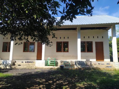 Integrated Delima Elementary School, Private School | We provide Indonesia infrastructure map on various property sectors and data. Access property listings, infrastructure developments, news, and valuable transaction data for informed decisions.