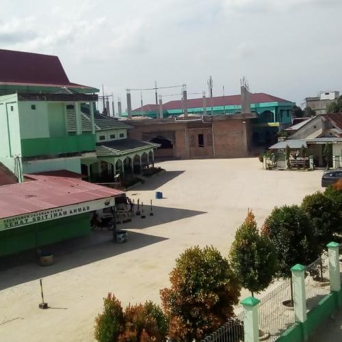 Integrated Imam Ahmad Rite Bima City Elementary School, Private School | We provide Indonesia infrastructure map on various property sectors and data. Access property listings, infrastructure developments, news, and valuable transaction data for informed decisions.