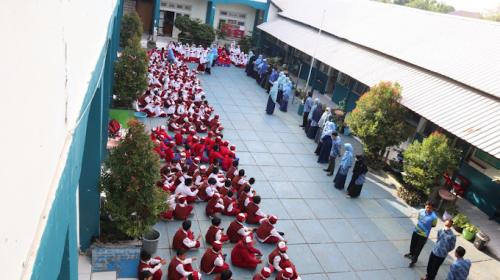 Integrated Insan Kamil Elementary School, Private School | We provide Indonesia infrastructure map on various property sectors and data. Access property listings, infrastructure developments, news, and valuable transaction data for informed decisions.