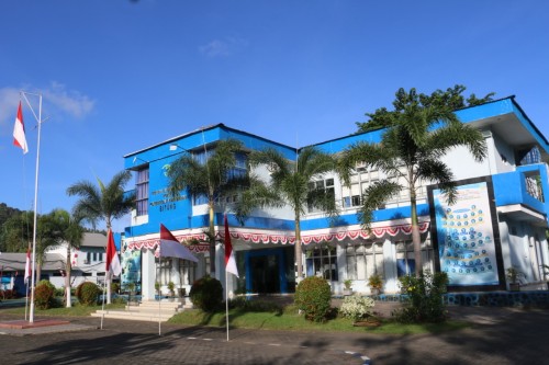 Bitung Marine and Fisheries Polytechnic, University | We provide Indonesia infrastructure map on various property sectors and data. Access property listings, infrastructure developments, news, and valuable transaction data for informed decisions.