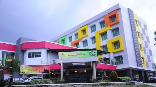Completed hotel | We provide Indonesia infrastructure map on various property sectors and data. Access property listings, infrastructure developments, news, and valuable transaction data for informed decisions.
