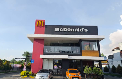 McDonald's Banjarbaru, Stand Alone Retail | We provide Indonesia infrastructure map on various property sectors and data. Access property listings, infrastructure developments, news, and valuable transaction data for informed decisions.