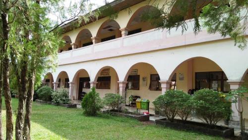 Bethel Banjar Baru Senior High School, Private School | We provide Indonesia infrastructure map on various property sectors and data. Access property listings, infrastructure developments, news, and valuable transaction data for informed decisions.