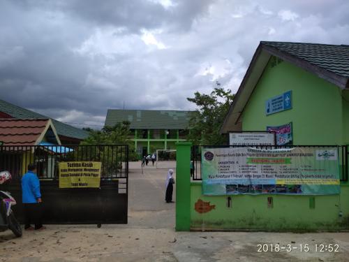 Islamic Al Manshur Elementary School, Private School | We provide Indonesia infrastructure map on various property sectors and data. Access property listings, infrastructure developments, news, and valuable transaction data for informed decisions.