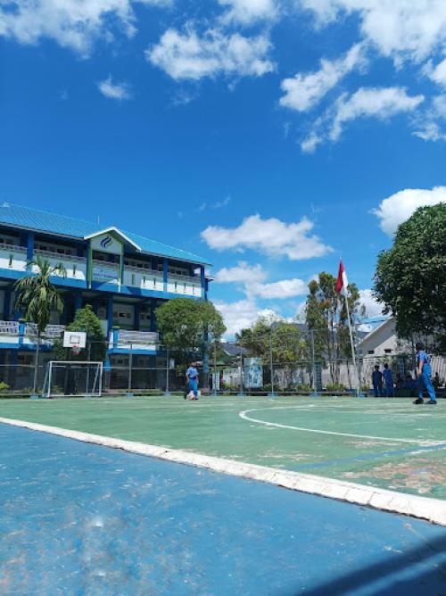 Integrated Robbani Junior High School, Private School | We provide Indonesia infrastructure map on various property sectors and data. Access property listings, infrastructure developments, news, and valuable transaction data for informed decisions.