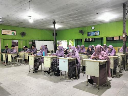 Integrated Insanurrahman Elementary School, Private School | We provide Indonesia infrastructure map on various property sectors and data. Access property listings, infrastructure developments, news, and valuable transaction data for informed decisions.