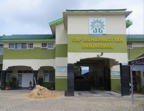 Muhammadiyah 1 Banjarbaru Junior High School, Private School | We provide Indonesia infrastructure map on various property sectors and data. Access property listings, infrastructure developments, news, and valuable transaction data for informed decisions.