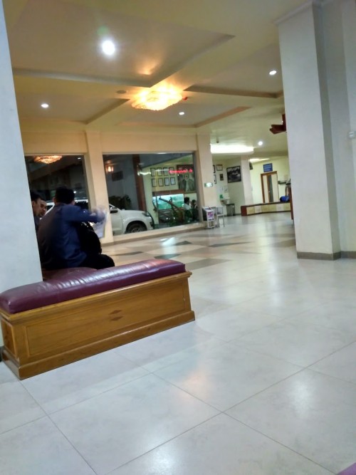 Banjarmasin Siaga Surgery Hospital, Hospital | We provide Indonesia infrastructure map on various property sectors and data. Access property listings, infrastructure developments, news, and valuable transaction data for informed decisions.