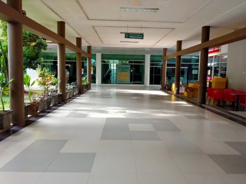 Ulin Banjarmasin Regional Public Hospital, Hospital | We provide Indonesia infrastructure map on various property sectors and data. Access property listings, infrastructure developments, news, and valuable transaction data for informed decisions.