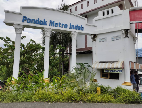 Komplek Pondok Metro Indah, residential commercial for lease sale, dijual disewakan | We provide Indonesia infrastructure map on various property sectors and data. Access property listings, infrastructure developments, news, and valuable transaction data for informed decisions.