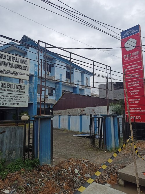 College of Teacher Training and Education of the Association of Teachers of the Republic of Indonesia, University | We provide Indonesia infrastructure map on various property sectors and data. Access property listings, infrastructure developments, news, and valuable transaction data for informed decisions.