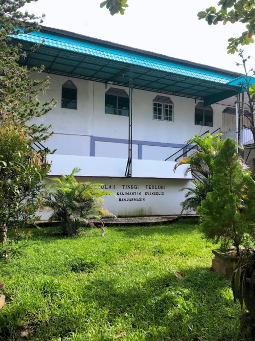 Evangelical Kalimantan Church Theological College, University | We provide Indonesia infrastructure map on various property sectors and data. Access property listings, infrastructure developments, news, and valuable transaction data for informed decisions.