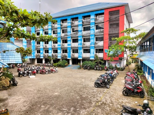 Banjarmasin Muhammadiyah University, University | We provide Indonesia infrastructure map on various property sectors and data. Access property listings, infrastructure developments, news, and valuable transaction data for informed decisions.