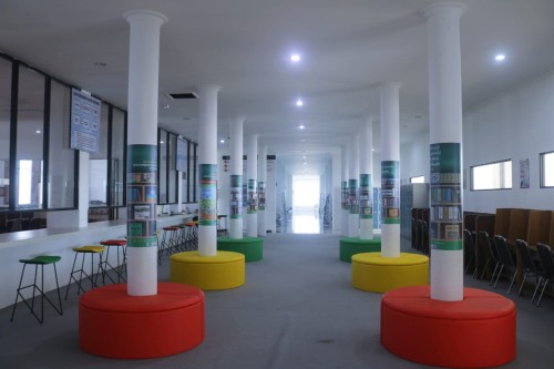 Banjarmasin Muhammadiyah University, University | We provide Indonesia infrastructure map on various property sectors and data. Access property listings, infrastructure developments, news, and valuable transaction data for informed decisions.