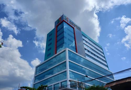 Amanah Medical Center Hospital Banjarmasin, Hospital | We provide Indonesia infrastructure map on various property sectors and data. Access property listings, infrastructure developments, news, and valuable transaction data for informed decisions.